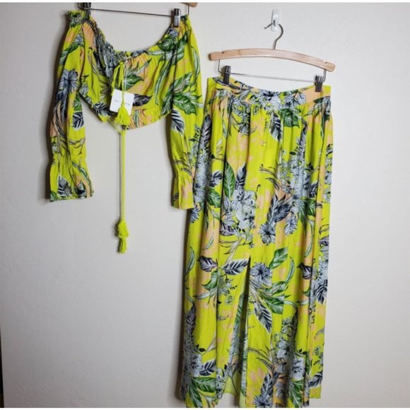Love + Harmony Other - NWT Love + Harmony Cropped Top + Maxi Skirt both Size L neon yellow cropped tass